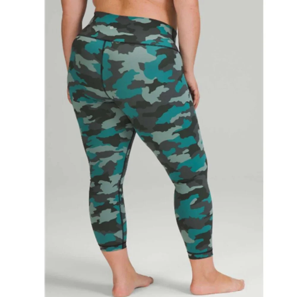 LIKE NEW! Lululemon Wunder Under High-Rise Tight 25" Camo - Picture 4 of 16